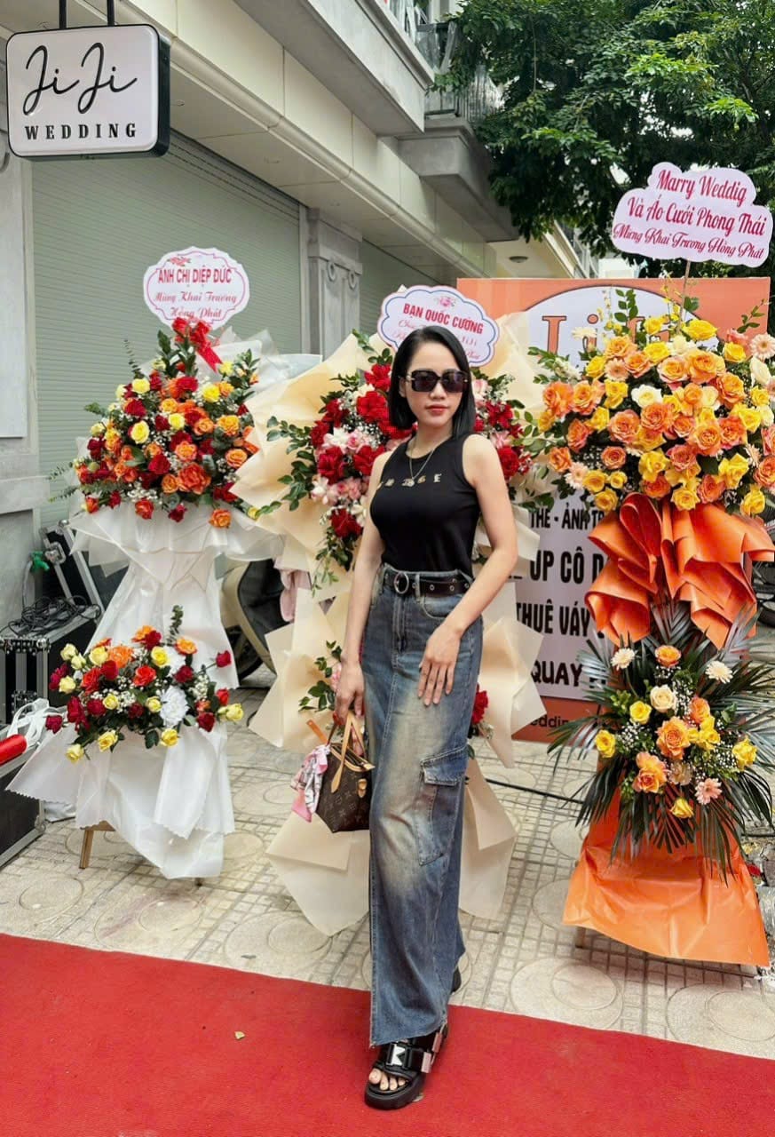 Chị Tuyết Phong Thái